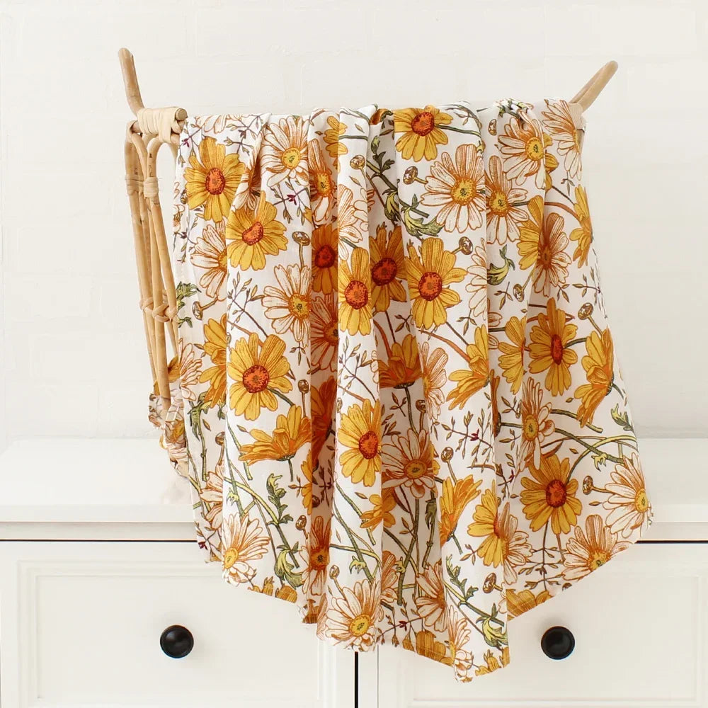Bamboo Swaddle Blanket Baby Blankets Newborn Muslin Blanket Organic Cotton Soft New Born Wrap 5 Petal Flower for Spring