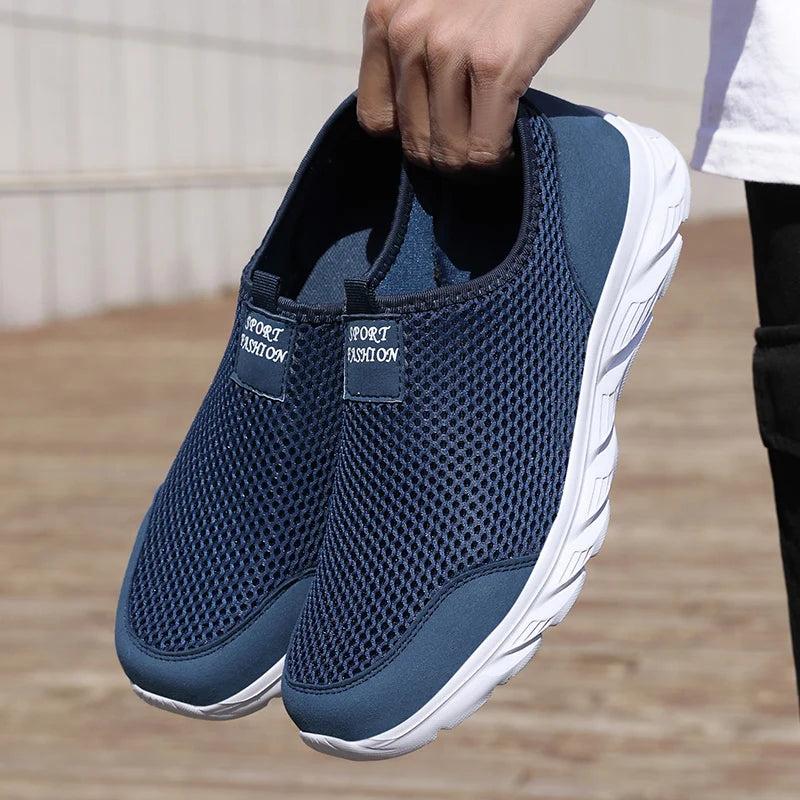 Men’s Breathable Sports Shoes
