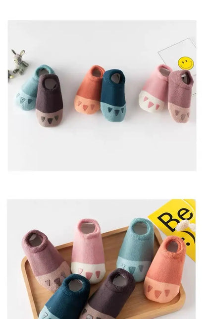 1 Pairs Boys Infant Walking Socken Girls Kids Anti Slip Floor Sock Fashion Solid Color Cotton Newborn Baby Socks