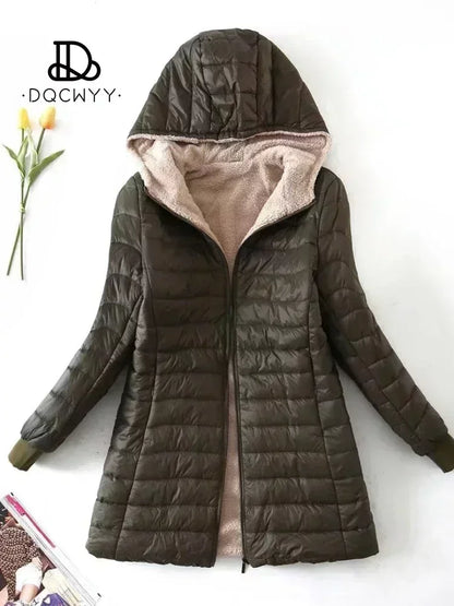 Women's Jacket Winter New Mid Length Korean Edition Hooded Fit Plus Fleece Cotton Coat Warm Lamb Fleece Parkas Winter Jackets