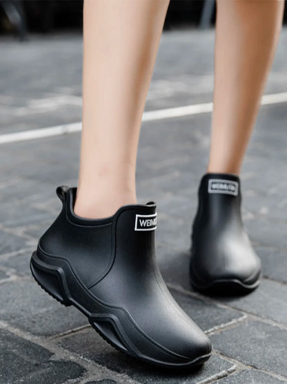 Fashionable Ankle Rain Boots