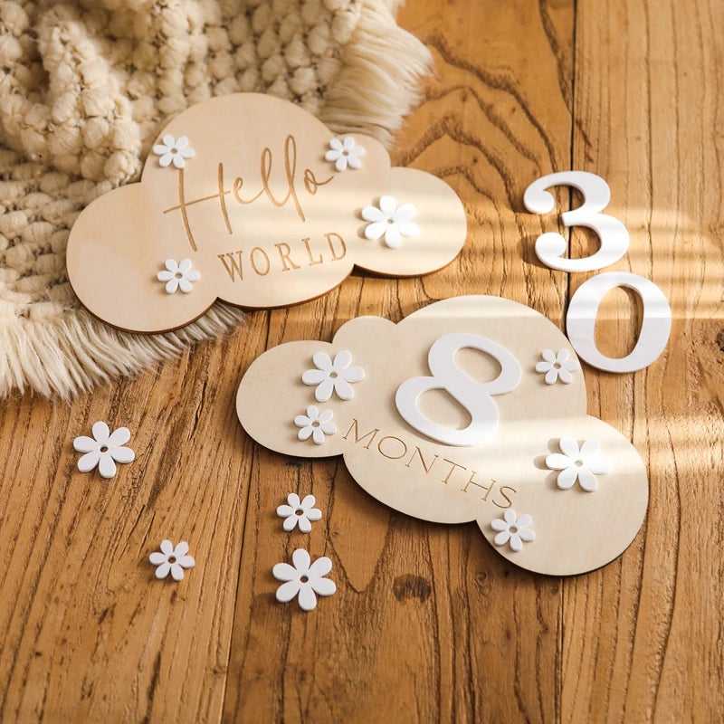 2Pcs Baby Wooden Balloon Milestone Cards Photography Accessories Baby Photography Shooting Props For Newborn Birthing Gifts