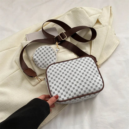 Shop Chic Vintage Crossbody Bags - Trendy Small Shell Purse & Designer Handbag